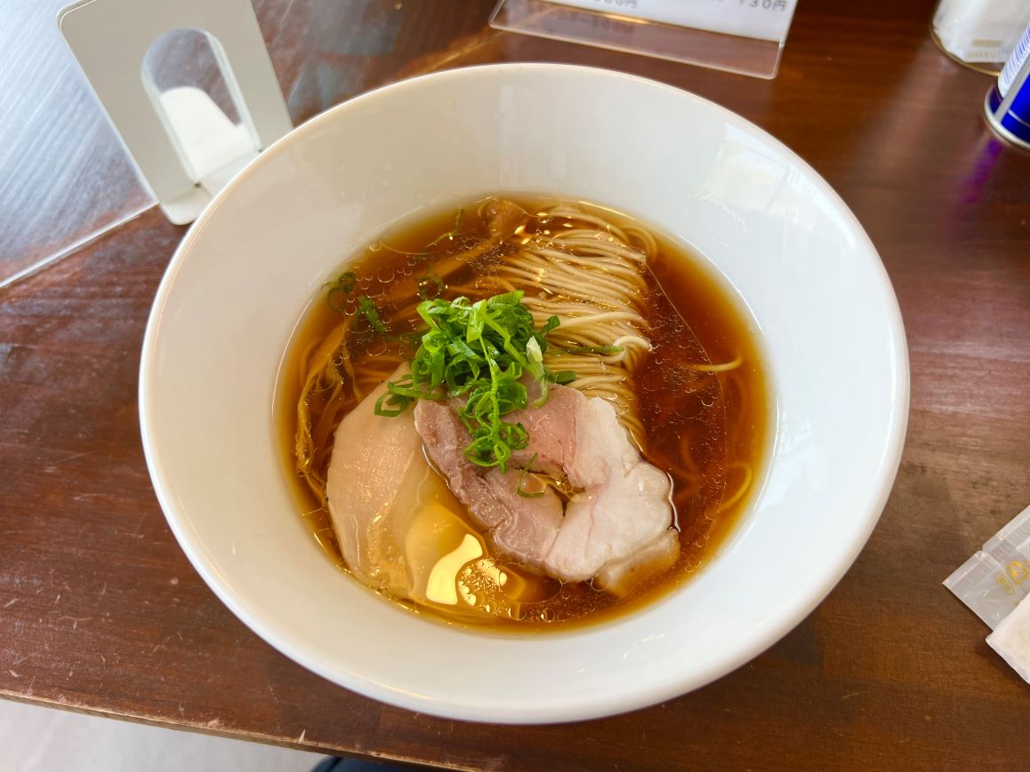 麺や まえ田 浜松市三ヶ日町に誕生した人気ラーメン店 素材の旨味溢れる絶品醤油ラーメンを堪能 静岡おすすめグルメ ちしき旅